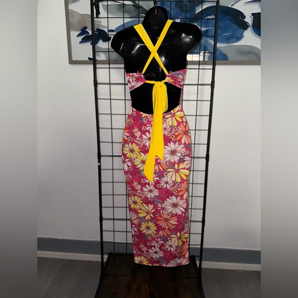Pink Floral Cut Out Yellow Self Tie Back Closure Midi Dress - Picture 14 of 15